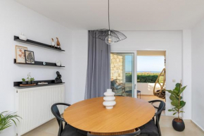 Ros Solis Luxure House